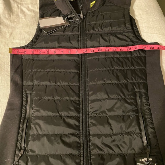 Flag nor Fail Black Medium lightweight tek vest with hood - Picture 7 of 14